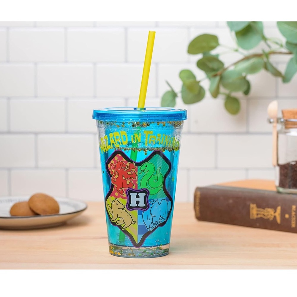 Harry Potter Crest “Wizard in Training” Plastic Snow Globe Cup w/ Straw 14oz New